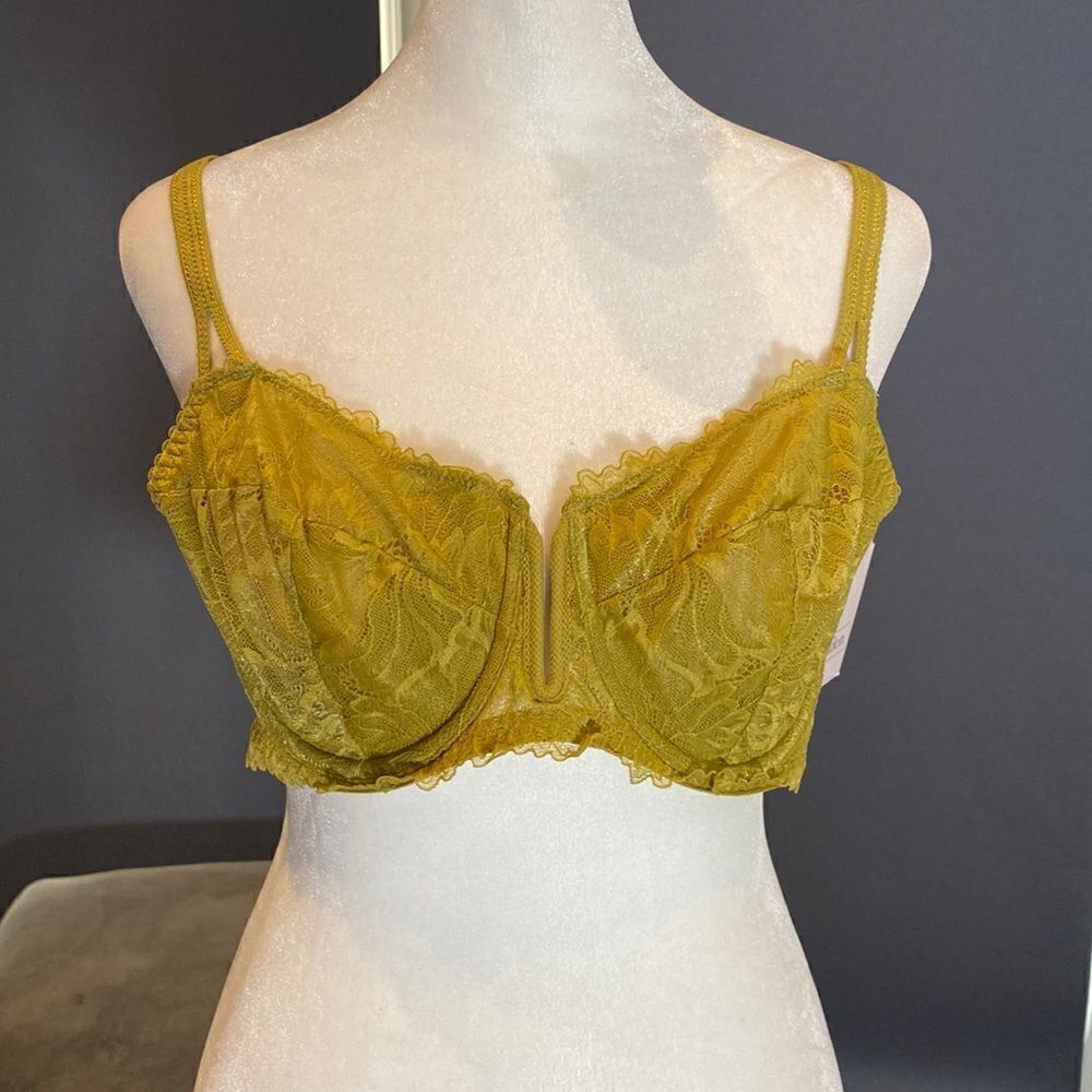 Women’s Auden Balconette Coverage Underwire Bra Adjustable Straps Size 38C NWT